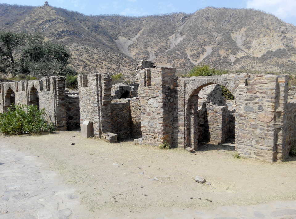 BHANGARH SARISKA
